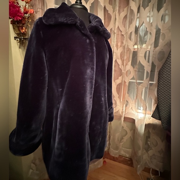 dennis basso Jackets & Blazers - Dennis Basso faux fur coat